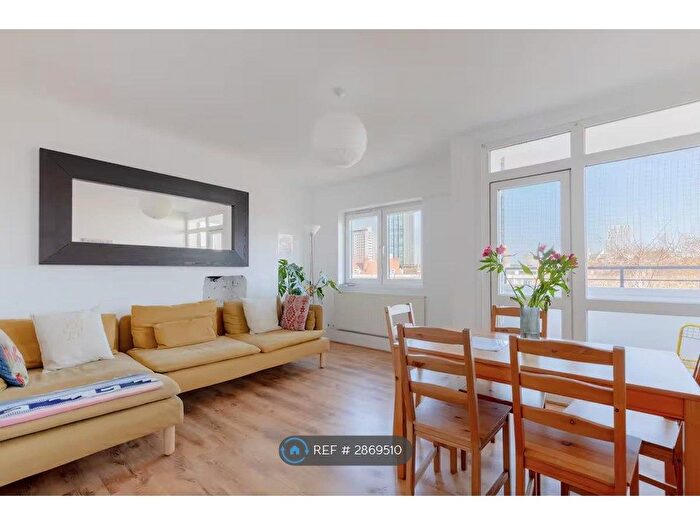 4 Bedroom Flat To Rent In Grimthorpe House, London, EC1V