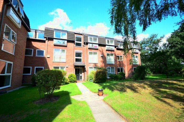 3 Bedroom Apartment To Rent In Parkfield Road South, Didsbury, Manchester, M20