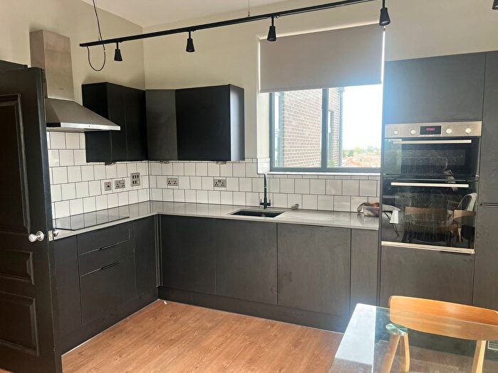 2 Bedroom Flat To Rent In Falcon Street, Loughborough, Leicestershire, LE11