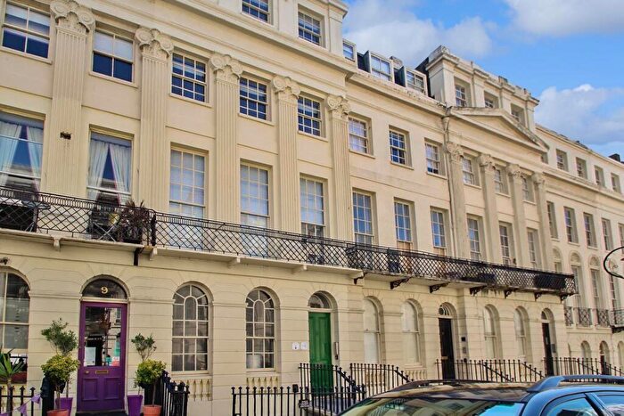 2 Bedroom House To Rent In Oriental Place, Brighton, BN1