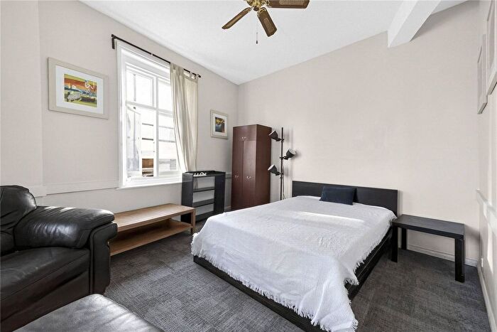 5 Bedroom Detached House To Rent In Tower Bridge Road, London, SE1