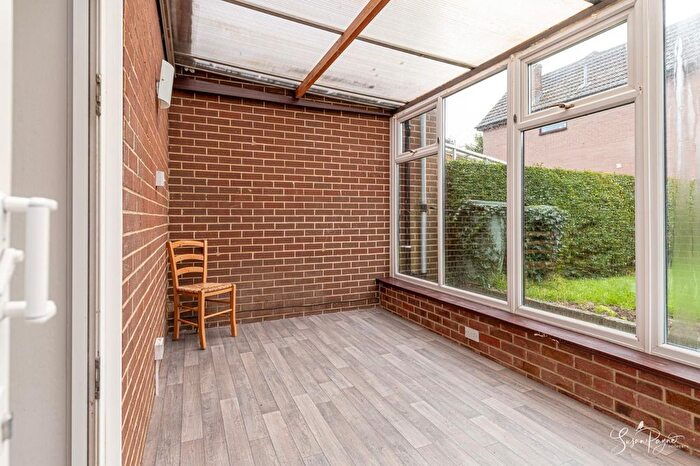 2 Bedroom End Of Terrace House For Sale In Jeals Lane, Sandown, PO36