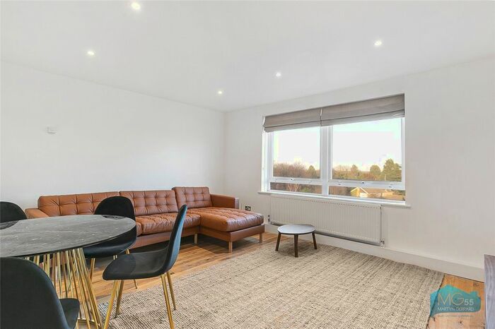 1 Bedroom Flat To Rent In High Road, East Finchley, London, N2