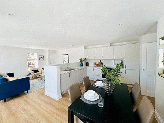 2 Bedroom Apartment For Sale In Abbots Gate, Laundry Lane, Bury St Edmunds, Suffolk, IP33