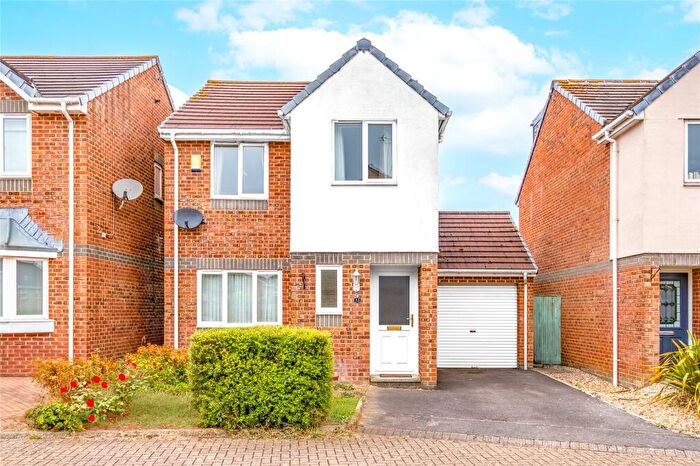 3 Bedroom Detached House To Rent In Bankfoot Close, Shaw, Swindon, Wiltshire, SN5