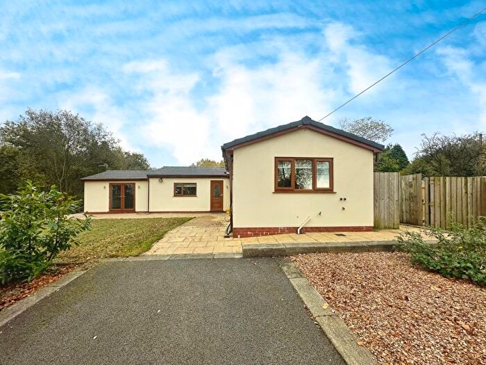 3 Bedroom Detached Bungalow For Sale In Ringley Old Brow, Radcliffe, M26