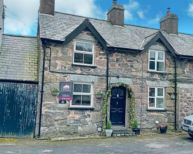 2 Bedroom House For Sale In Ysbyty Ifan, Betws-Y-Coed, LL24