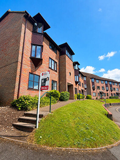 2 Bedroom Apartment For Sale In Cameron Road, Chesham, HP5