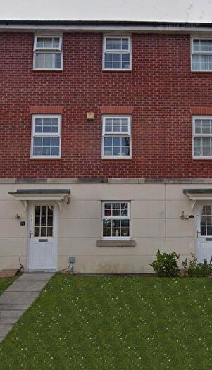 3 Bedroom Town House To Rent In Smithers Close, Stapeley, Nantwich, CW5