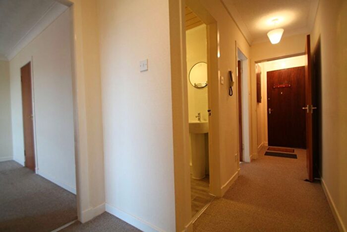 1 Bedroom Flat To Rent In Rosebank Street, Dundee, DD3