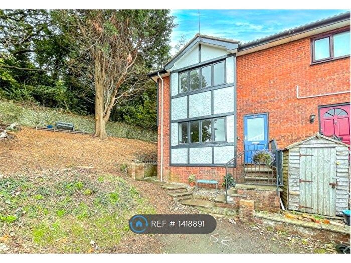 2 Bedroom End Of Terrace House To Rent In Alwen Drive, Rhos On Sea, Colwyn Bay, LL28