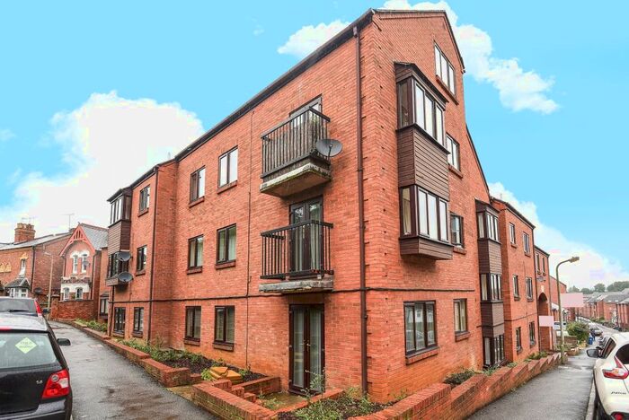 2 Bedroom Flat To Rent In Britannia Road, Banbury, OX16