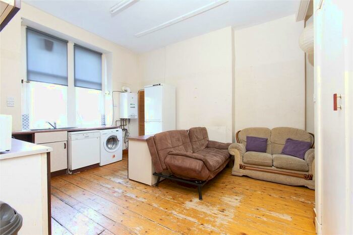 3 Bedroom Terraced House To Rent In Maxwell Street, Morningside, Edinburgh, EH10