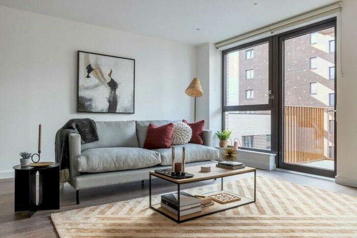 1 Bedroom Flat To Rent In Flat, Vanguard Way London, E17