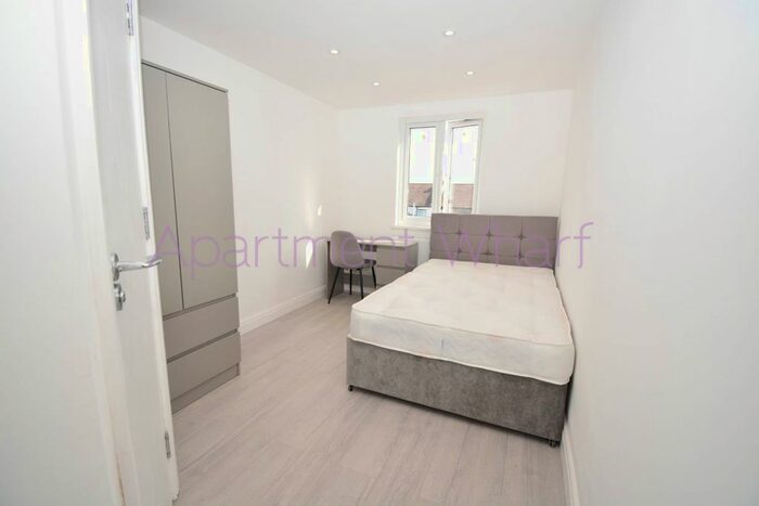 1 Bedroom Flat To Rent In Crownfield Road, London, E15