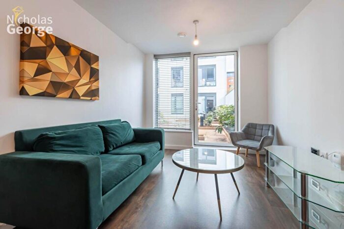 1 Bedroom Flat For Sale In Moseley Gardens, Moseley Street, Birmingham, B12