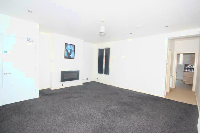 2 Bedroom Flat To Rent In Monton Road, Eccles, M30