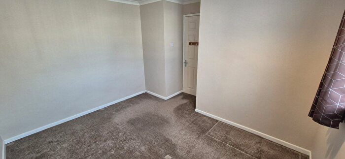 3 Bedroom End Of Terrace House For Sale In Embley Close, Calmore, Totton, Southampton, SO40