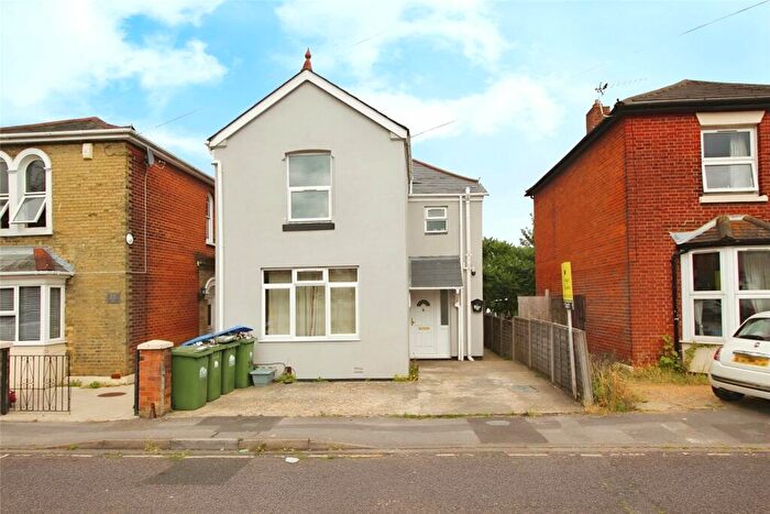 5 Bedroom Semi-Detached House To Rent In Oxford Road, Southampton, Hampshire, SO14