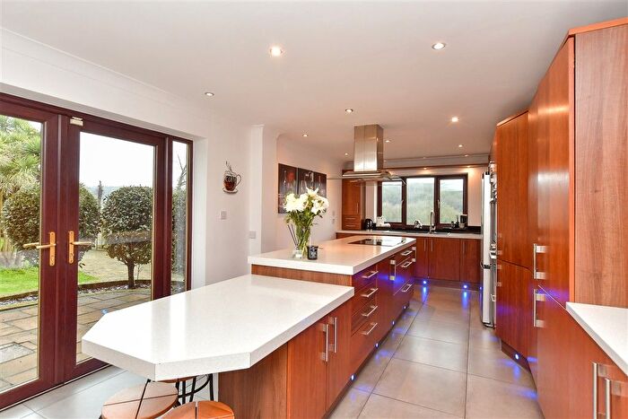 6 Bedroom Detached House For Sale In Hempstead Road, Hempstead, Gillingham, Kent, ME7