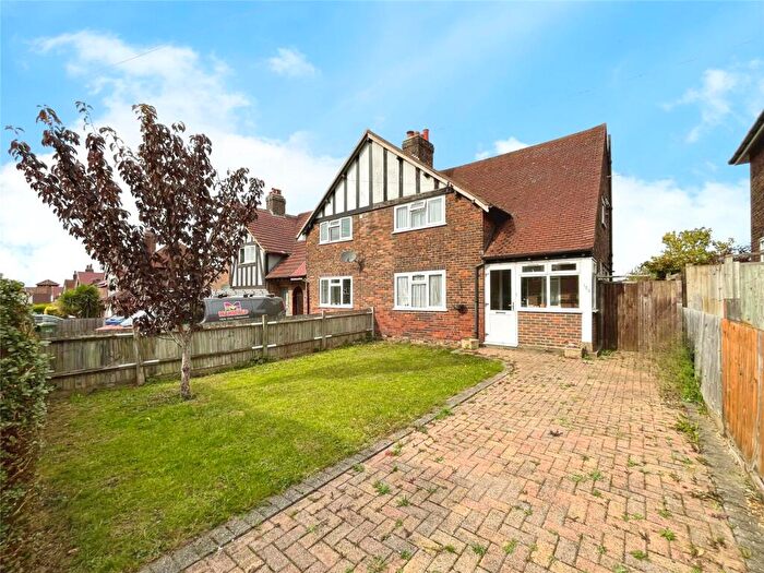 3 Bedroom End Of Terrace House For Sale In Eltham Palace Road, Eltham, SE9