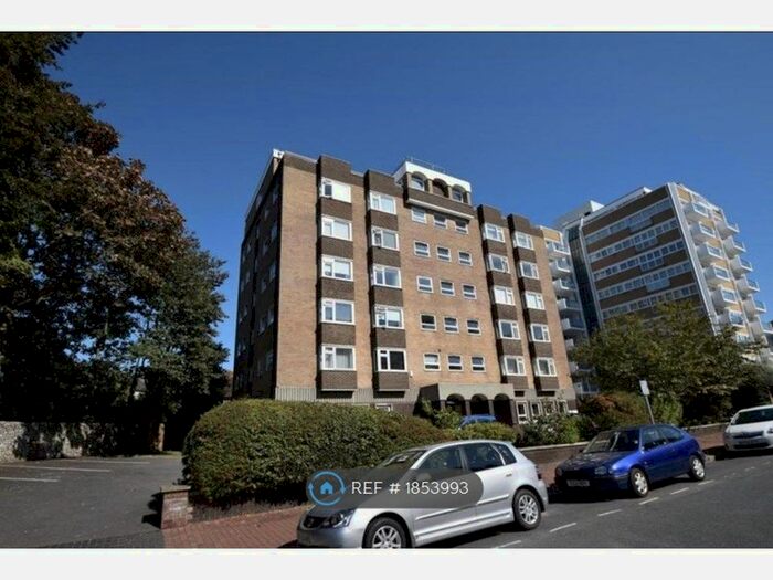 1 Bedroom Flat To Rent In Hartington Place, Eastbourne, BN21