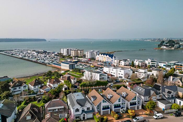 4 Bedroom Detached House To Rent In Sandbanks Road, Lilliput, Poole, BH14