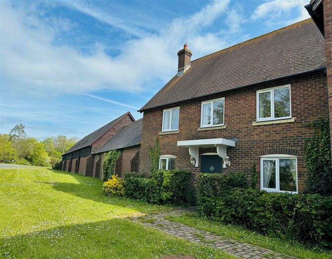 4 Bedroom Semi-Detached House To Rent In Lake Farm Close, Ferndown, BH22