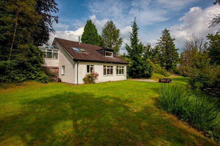 3 Bedroom Detached House For Sale In Tigh Na Linne, Kilchrenan, Taynuilt, Argyll, PA35