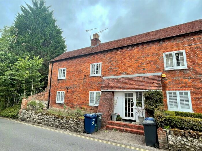 2 Bedroom Apartment To Rent In Beavers Road, Farnham, Surrey, GU9