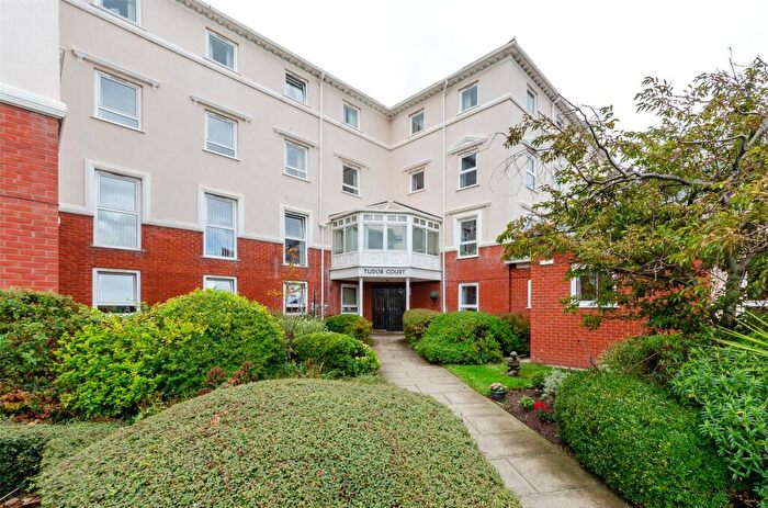 1 Bedroom Apartment For Sale In Tudor Court, Tudor Road, Llandudno, Conwy, LL30
