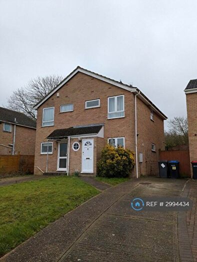 2 Bedroom Semi Detached House To Rent In Field Avenue, Canterbury, CT1