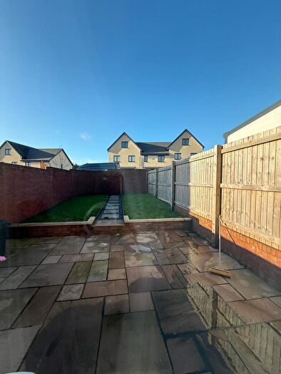 3 Bedroom Semi Detached House To Rent In Waun Fawr, Cwmrhydyceirw, Swansea, SA6