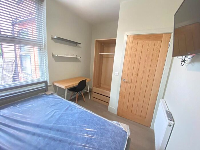 2 Bedroom Apartment To Rent In Flat, William Road, West Bridgford, Nottingham, NG2