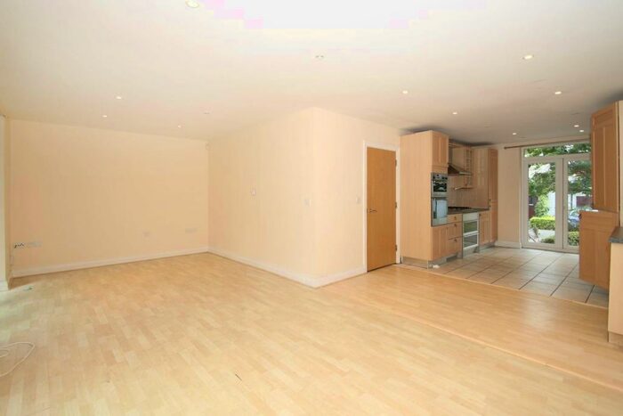 4 Bedroom End Of Terrace House To Rent In Queen Elizabeth Park, Queen Elizabeth Park, Guildford, GU2