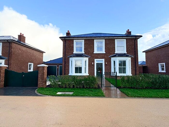 4 Bedroom Detached House To Rent In Castel Lane Welbourne Fareham Unfurnished, PO17