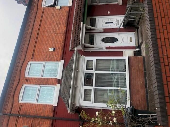 4 Bedroom Terraced House To Rent In 53 Cannon Hill Road, Balsall Heath B12
