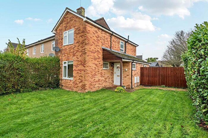 2 Bedroom End Of Terrace House For Sale In Fair Oak Road, Bishopstoke, SO50