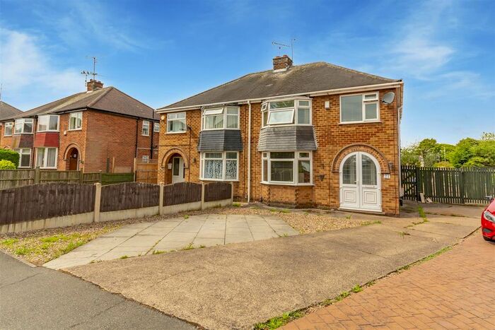 3 Bedroom Semi-Detached House To Rent In Leadale Crescent, Mansfield Woodhouse, Mansfield, NG19
