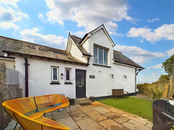 3 Bedroom End Of Terrace House To Rent In Week St. Mary, Holsworthy, EX22