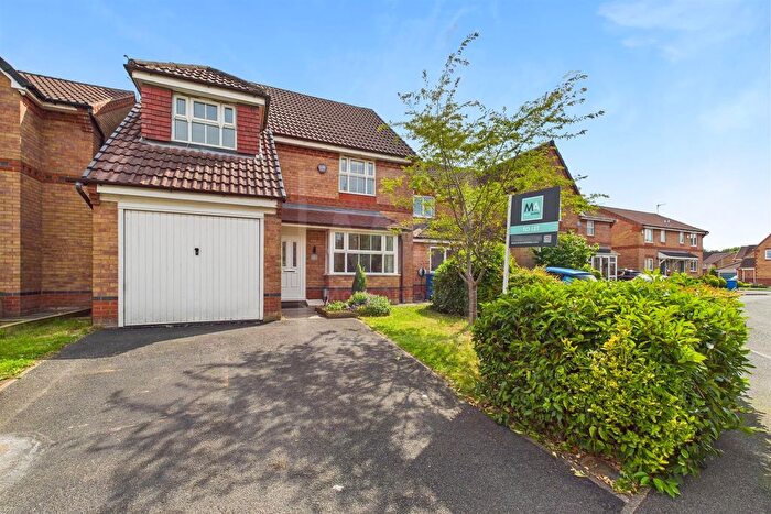 4 Bedroom Detached House To Rent In Godshill Close, Great Sankey, Warrington, WA5