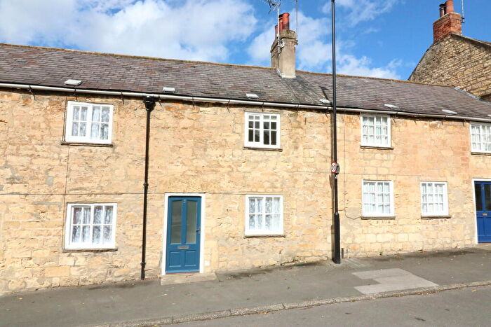 2 Bedroom Cottage To Rent In High Street, Bramham, LS23