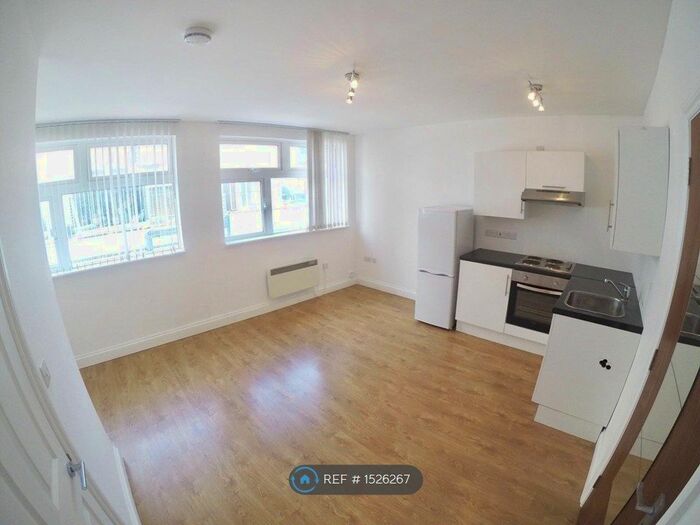 Studio To Rent In Myron Place, London, SE13