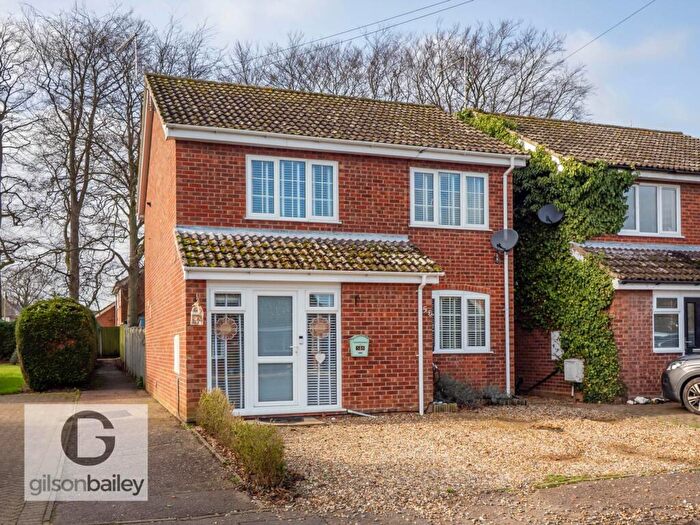 3 Bedroom Detached House For Sale In Nursery Close, Acle, NR13