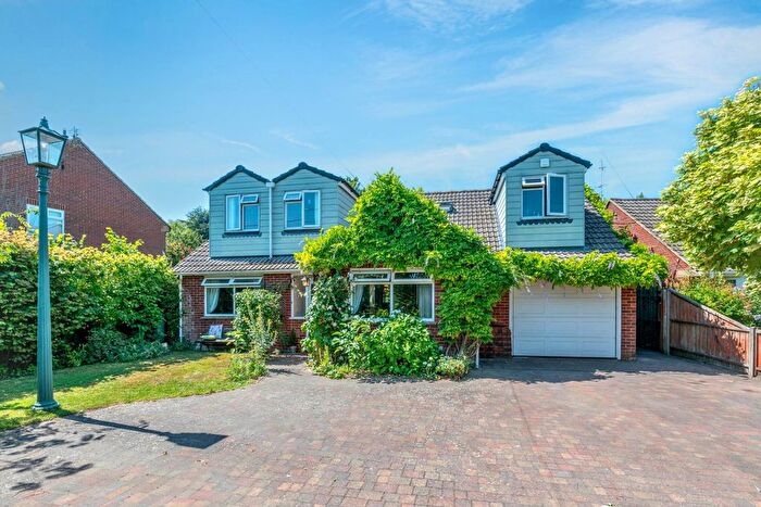 4 Bedroom Detached House For Sale In Chapel Lane, Blean, CT2