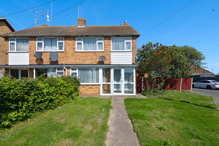 3 Bedroom Semi-Detached House For Sale In Lambs Walk, Whitstable, CT5