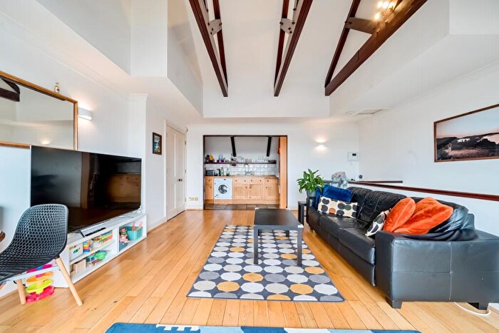 2 Bedroom Apartment To Rent In St. Katharines Way London, E1W