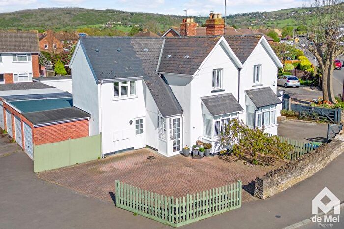 3 Bedroom Semi Detached House For Sale In Two Hedges Road, Bishops Cleeve, Cheltenham, GL52