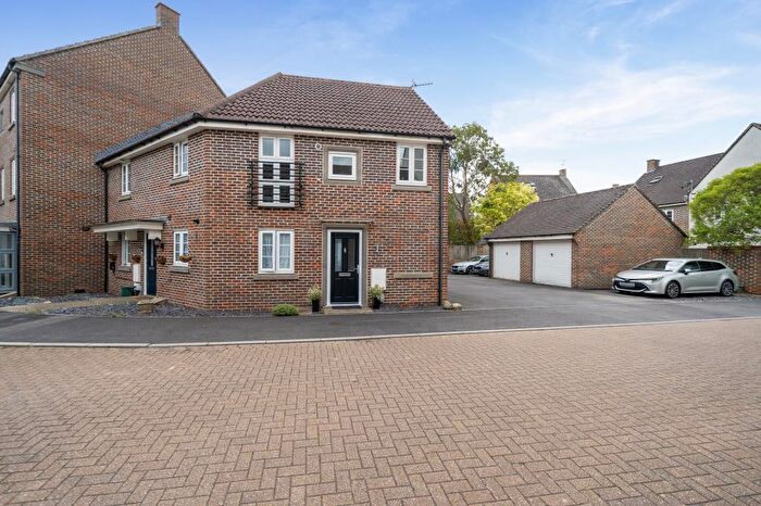 2 Bedroom Maisonette For Sale In Warner Close, Marnel Park, , Basingstoke, RG24