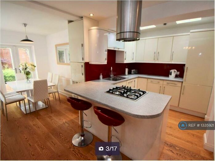 4 Bedroom Semi-Detached House To Rent In Acheson Road, Hall Green, Birmingham, B28